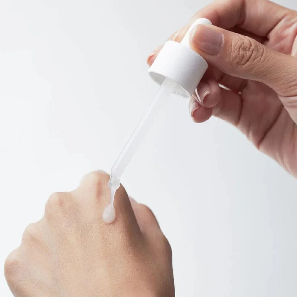 Hydro Cera-Nol Skin Serum Ampoule For Dry And Sensitive Skin