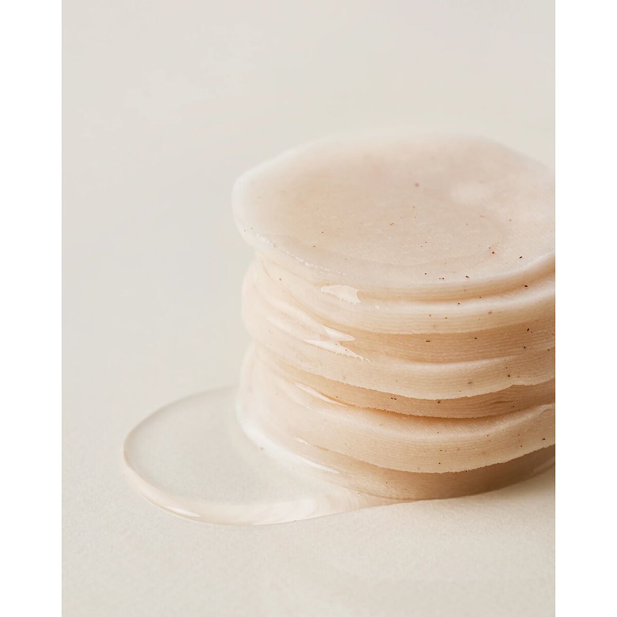 Brightening Skin Prep Essence Pad 140ml