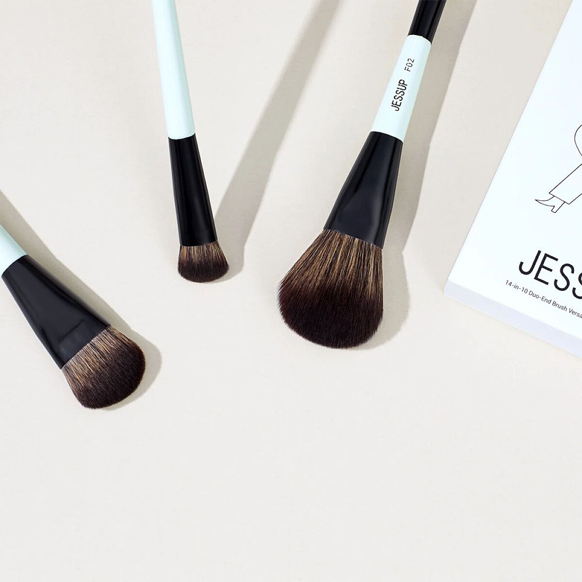 14-in-10 Duo-End Brush Versatility Collection T500